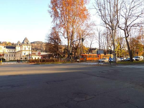 Valentino Apartment Торино Екстериор снимка