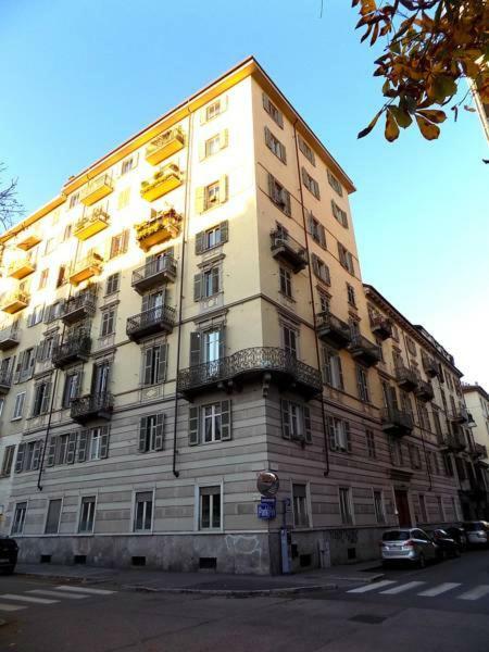 Valentino Apartment Торино Екстериор снимка